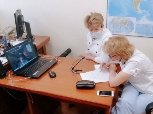 Врачи детской окружной больницы проводят для югорчан онлайн-консультации