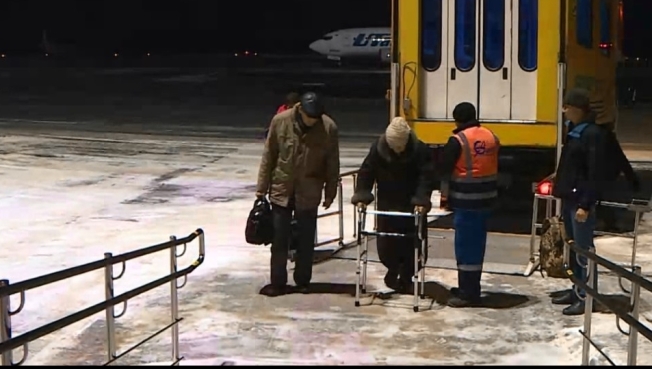В Сургут на лечение приехали два пенсионера из Донбасса