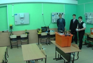 В Сургуте на базе школы № 12 открыли технопарк
