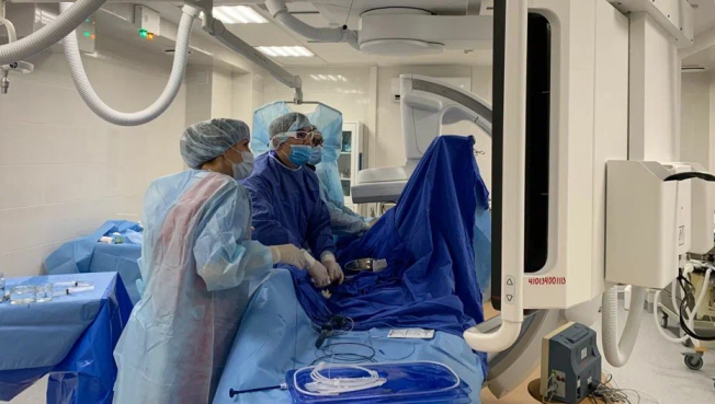 Сургутские рентгенхирурги применяют уникальную технологию в лечении закупорок артерий