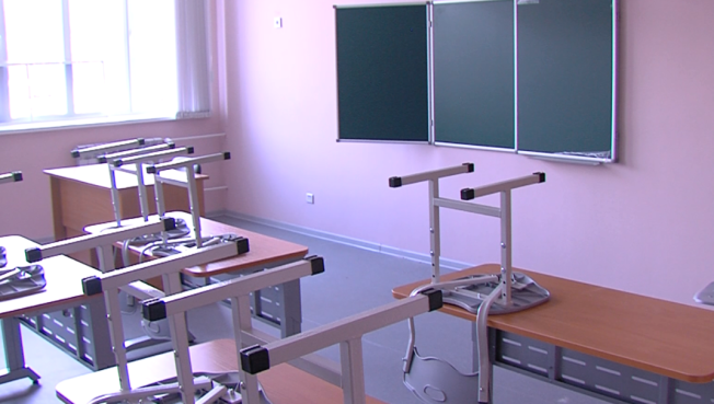 В Нижнесортымском построили новую школу на 1100 мест