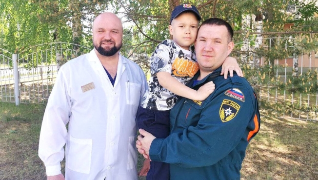 В Сургуте врачи вылечили мальчика выпавшего из окна