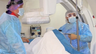 Сургутские врачи спасли пациента с критической ишемией