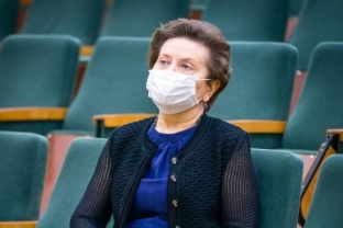 Губернатор Югры Наталья Комарова анонсировала введение обязательного масочного режима