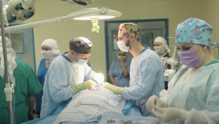Онкологи Сургутской окружной больницы внедрили новый метод оперативных вмешательств
