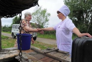 В Югре сельские медсестры и акушерки будут получать пособие в миллион рублей