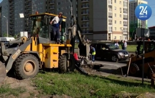 Восстановить обрушившийся участок дороги на улице Крылова в Сургуте планируют уже сегодня