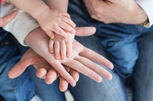 В Югре расширены меры поддержки для семей с детьми