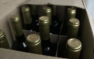 В Сургутском районе оперативники изъяли 900 литров контрафактного алкоголя