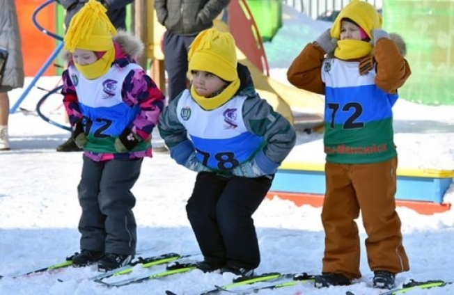 Более ста школ и детских садов Югры участвуют в проекте «Лыжный патруль»