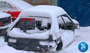 Собственное расследование: откуда в Сургуте появляются свалки брошенных авто и кто их должен ликвидировать