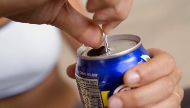 В ХМАО подросткам хотят запретить покупать безалкогольные энергетики