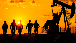 В ХМАО наблюдается дефицит кадров в нефтегазодобывающей отрасли