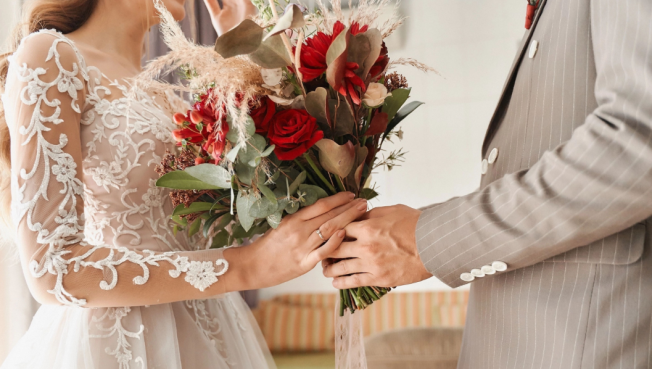 В Сургутском районе выросло число браков