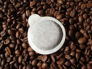 В Югре обнаружили более шести тысяч упаковок контрафактного кофе