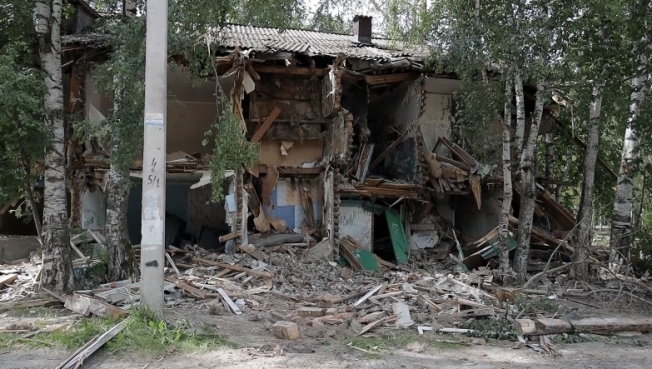 Снесли еще одну аварийку. В Сургуте до конца 2023 года ликвидируют все дома признанные непригодными до 17 года