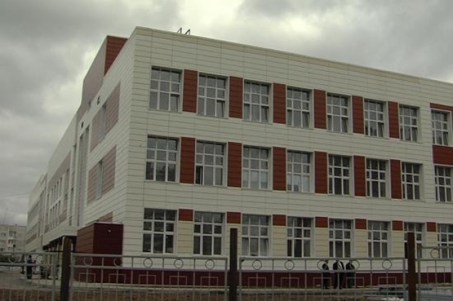 К ноябрю будет все готово. Губернатор оценила темпы строительства школы в 33 микрорайоне Сургута