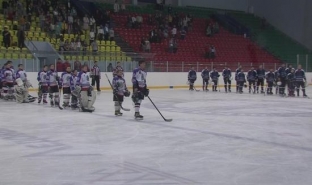 В Сургуте завершился турнир, посвященный 70-летию отечественного хоккея