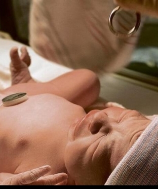 В Югре хирурги спасли младенца с редкой патологией