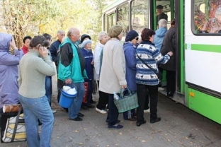 В этом году целый ряд дачных кооперативов Сургута обеспечили пассажирским транспортом