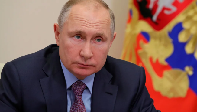 На присоединенных к России четырех территориях Владимир Путин ввел военное положение