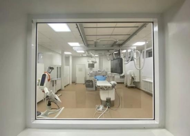 ВТБ передал Нижневартовской окружной клинической детской больнице новое оборудование
