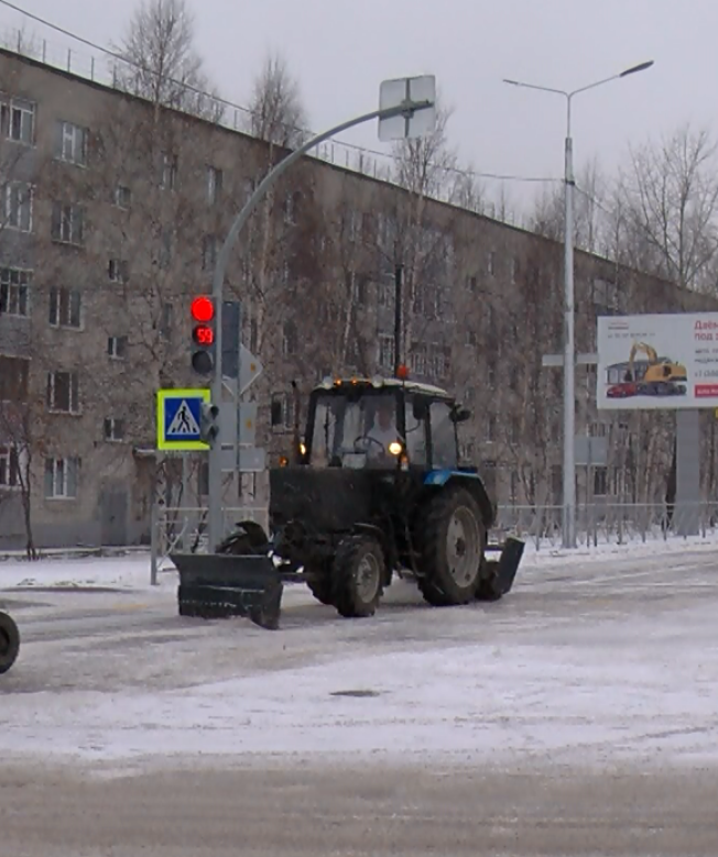 В Сургуте дорожники приступили к зимнему содержанию улиц