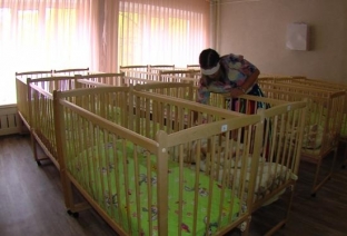 В двух детских садах Сургута впервые открыли ясли для малышей с шести месяцев