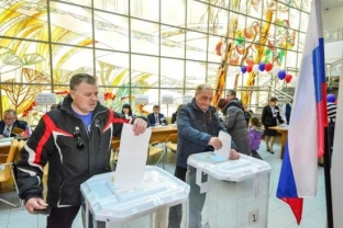 К полудню в Югре проголосовали 33,14 % избирателей