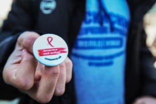 В больнице Нягани проходит акция «Узнай свой ВИЧ-статус»