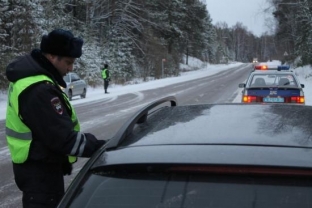 Госавтоинспекция Югры предупреждает водителей о резком похолодании