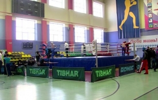В поселке Солнечном прошли чемпионат и первенство Югры по кикбоксингу