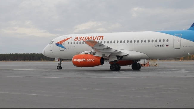 Новая авиакомпания начала полеты из Сургута