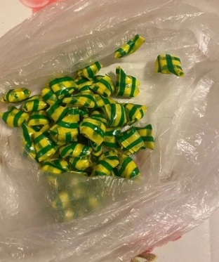 Почти 150 свертков с «синтетикой» изъяли полицейские у наркосбытчика в Нижневартовске