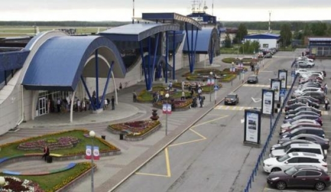 Решение о реконструкции сургутского аэропорта примут его акционеры