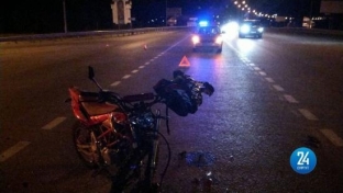 В Сургуте в ДТП серьезно пострадал мотоциклист