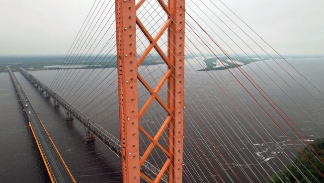 Устранить трещины, установить высокопрочные болты. Мост через Обь в Сургутском районе нуждается в ремонте