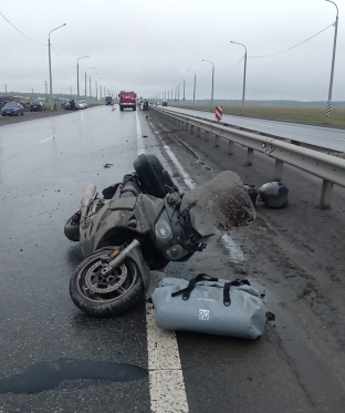 Сургутский байкер погиб на трассе под Тюменью