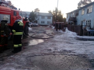 Пострадавшим от пожара в поселке Барсово нужна помощь