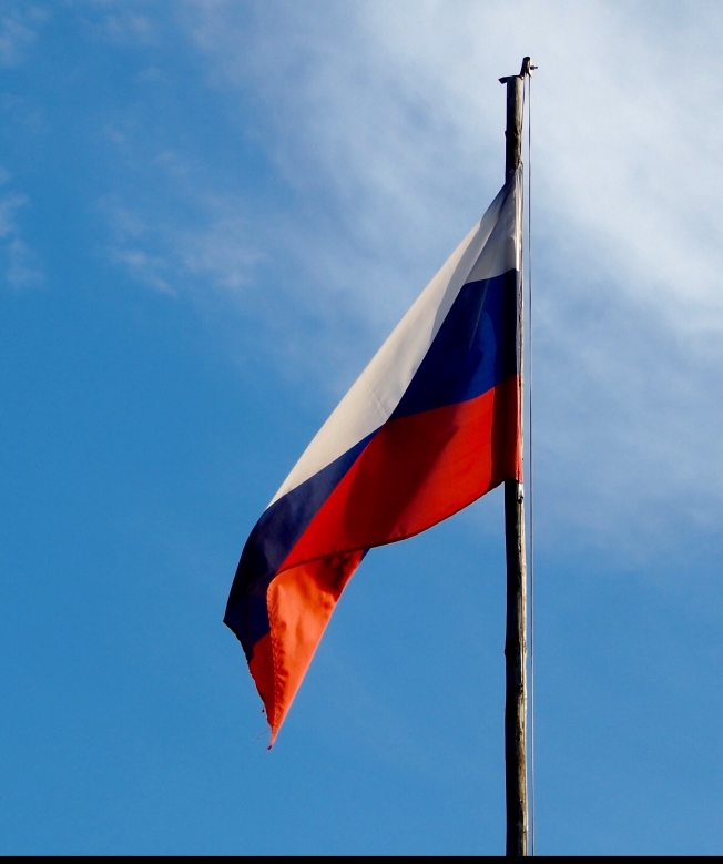 С нового учебного года в российских школах раз в неделю будут исполнять гимн страны