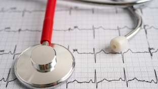 В поликлинике Нижневартовска терапевт спасла жизнь пациентке с инфарктом