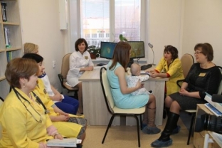 В Советской районной больнице обучают родителей навыкам ухода за особенными детьми