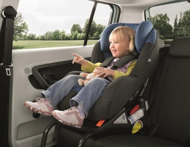 Полезные советы: безопасность детей в автомобилях ŠKODA