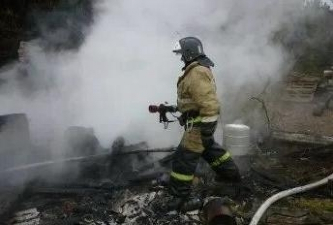 Погибших в пожаре в Пыть-Яхе детей можно было спасти
