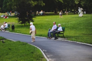 Россияне старше 80 лет получат доплату к пенсии