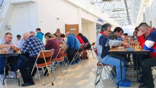 Инвалиды по зрению разыграли Кубок Югры по шахматам в Сургуте