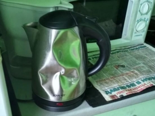 Выяснили отношения. В Ханты-Мансийске сантехник избил уборщицу чайником