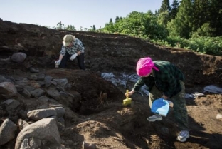 На Барсовой горе начались археологические раскопки