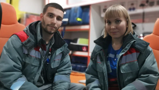 Сотрудники сургутской скорой помощи приняли двое родов на дому