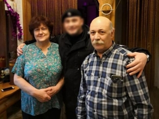 Сотрудники сургутского ОМОНа навестили родителей погибших на Северном Кавказе товарищей